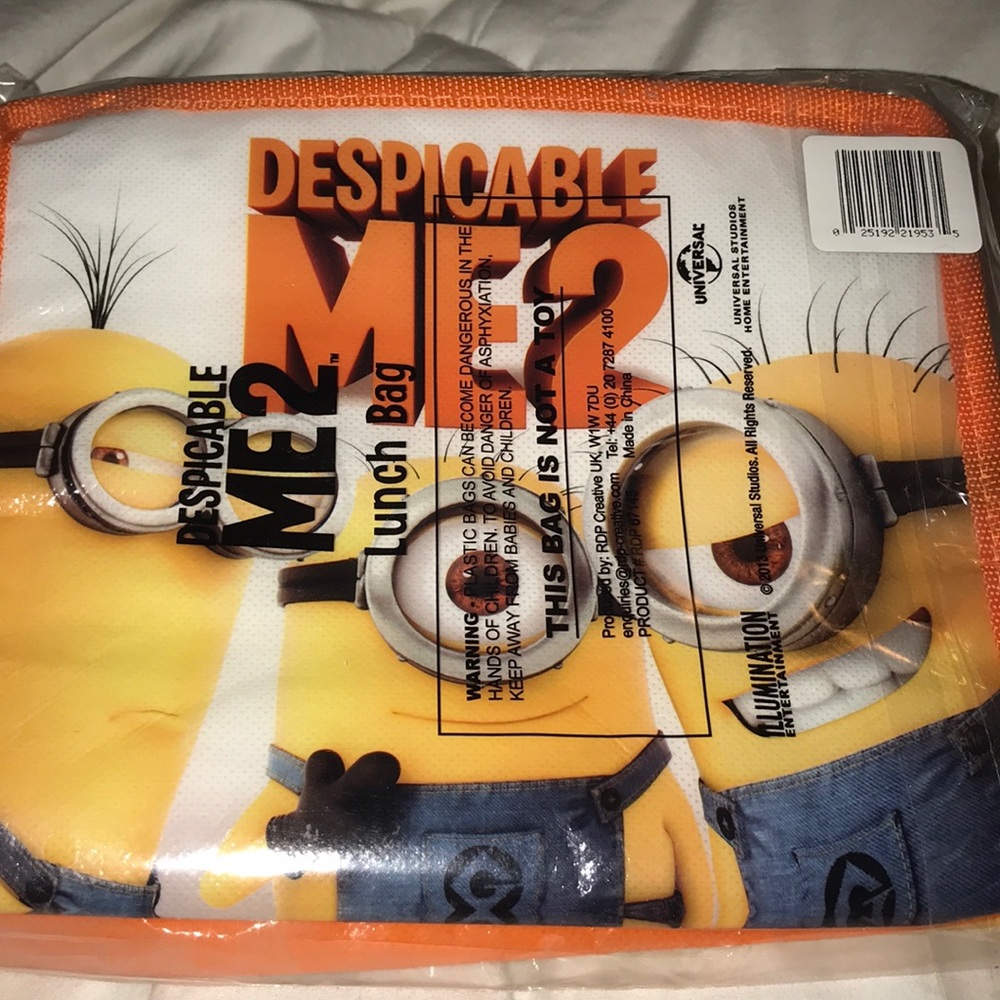 NEW Collectible Minions soft lunch bag